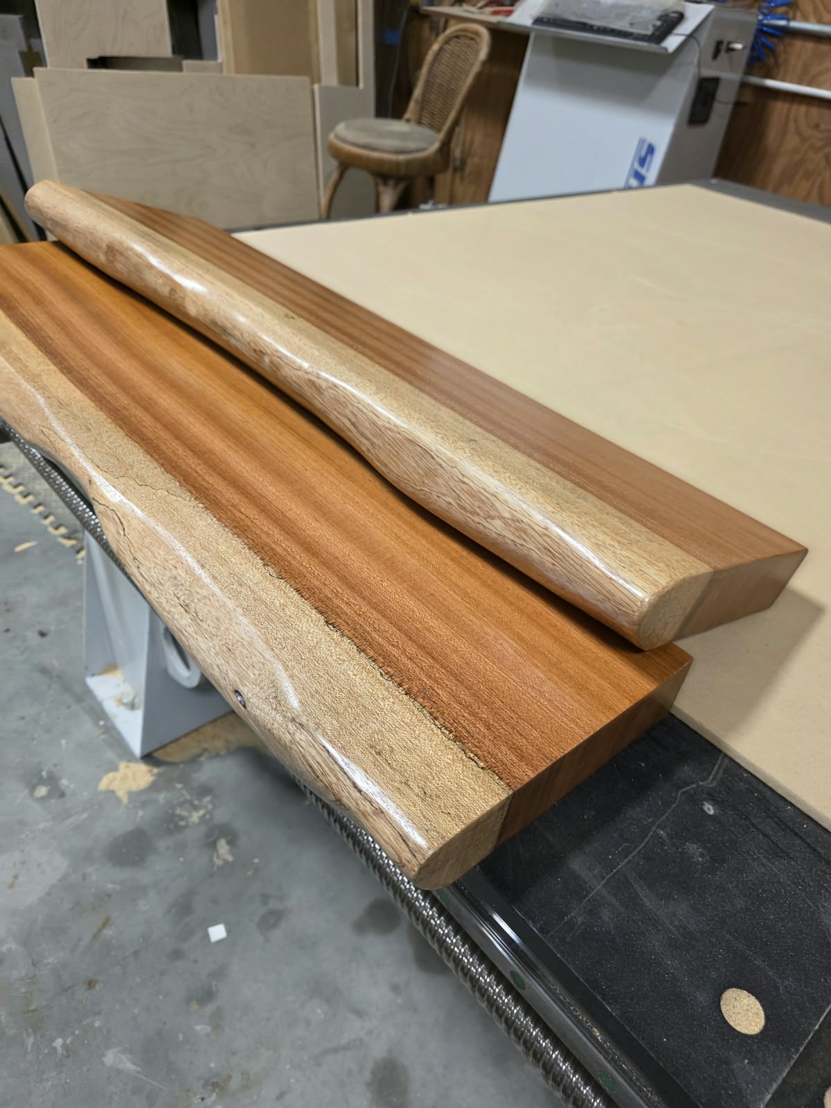 Solid Wood Floating Shelf – Live Edge | Custom Sizes Available