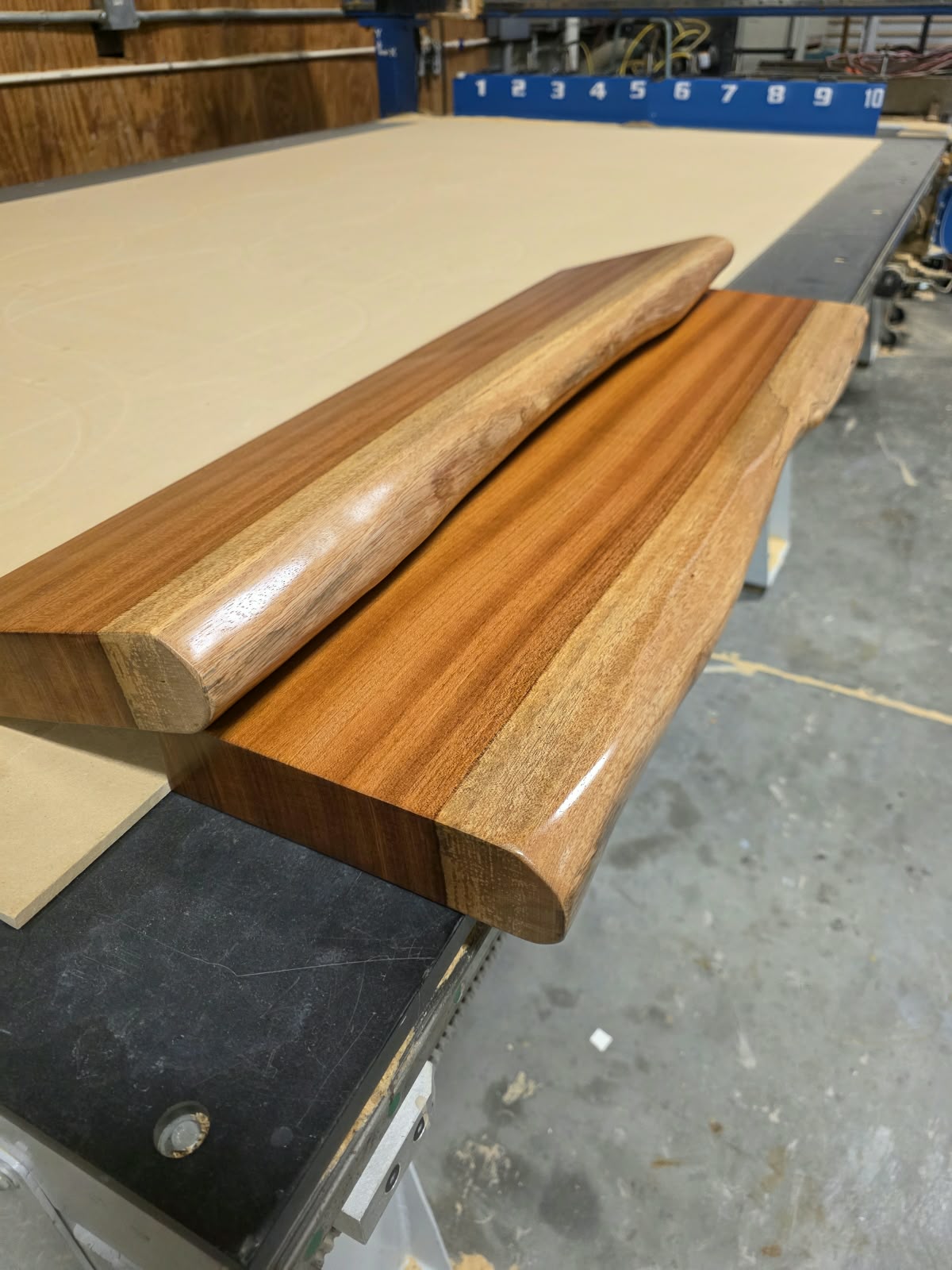Solid Wood Floating Shelf – Live Edge | Custom Sizes Available